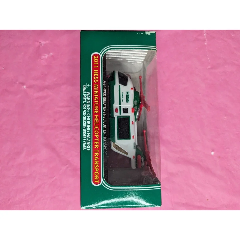 2011 Hess gasoline gas‎ station Miniature Helicopter Transport in original box
